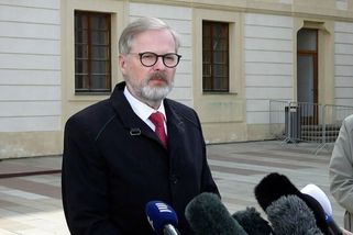 Fialovi se o osudu projektu Spolu mluvilo na Hradě velmi těžce - Novinky